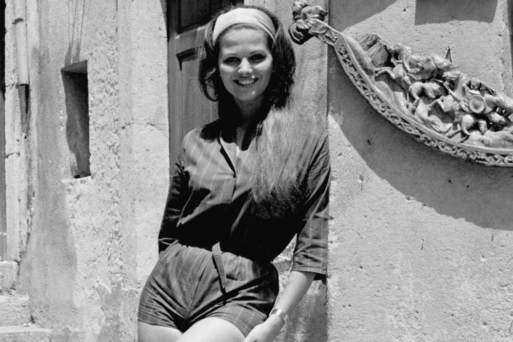 Модельная внешность Клаудии Кардинале всегда солировала в ее фильмах, но не помешала ей стать серьезной, вдумчивой актрисой.