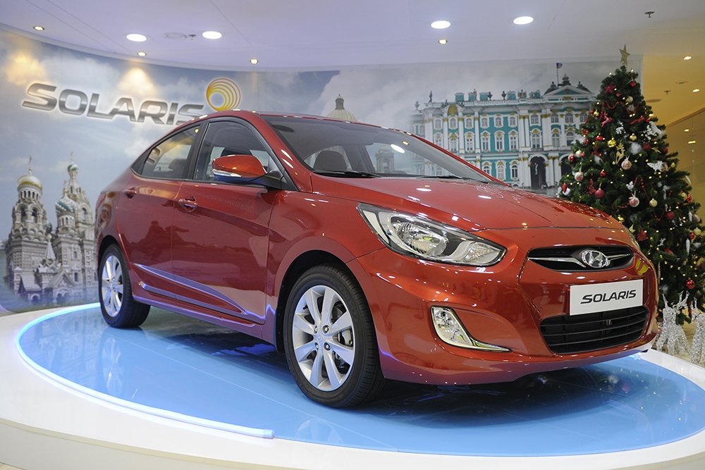 В РФ начались продажи нового Hyundai Solaris 2011 года: один владелец, дорого