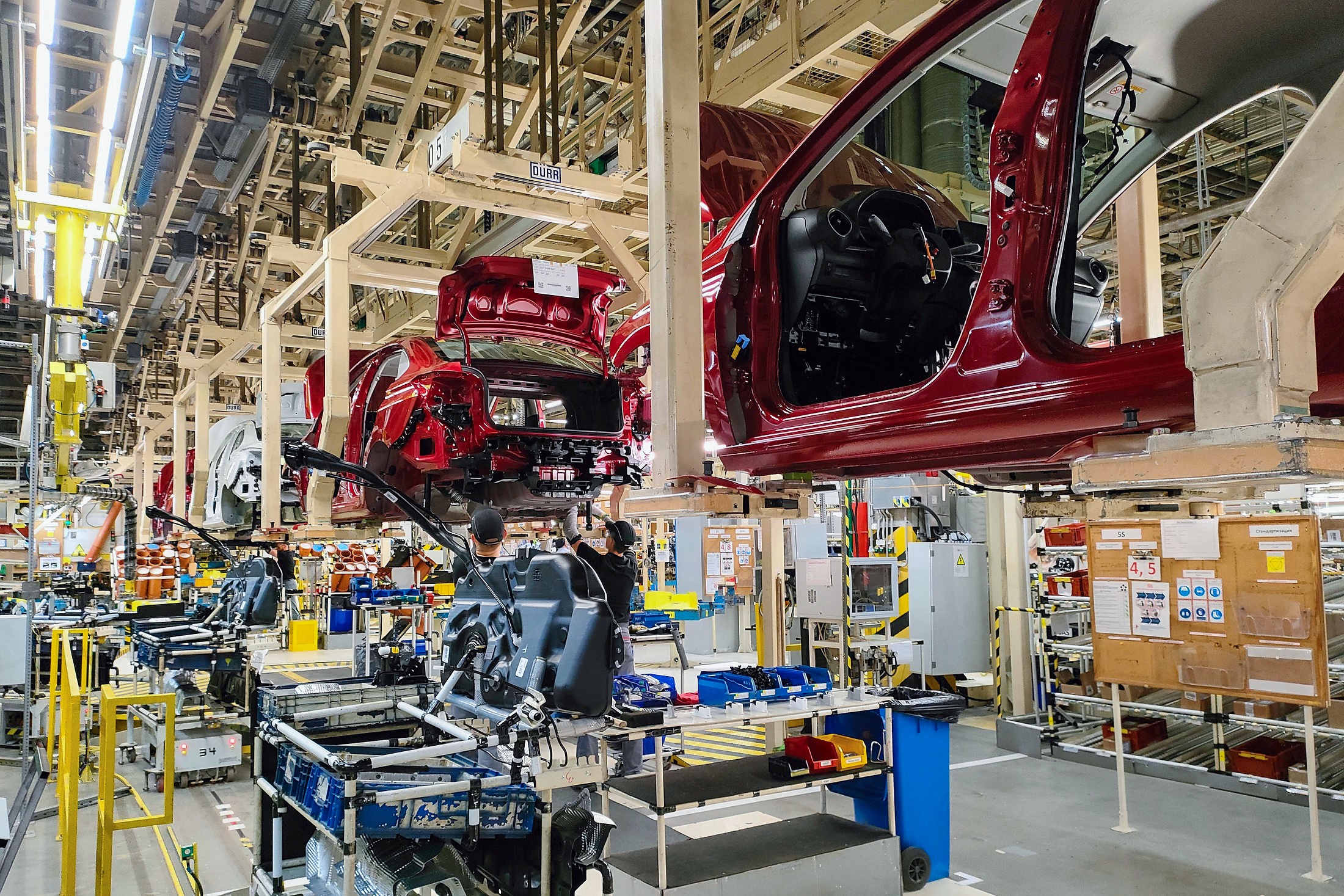 "Автоваз" допустил увеличение производственного плана до 600 тыс. авто в 2026 году