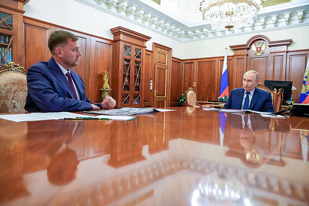 Евгений Балицкий рассказал Владимиру Путину о строительстве детской больницы и новых дорог.