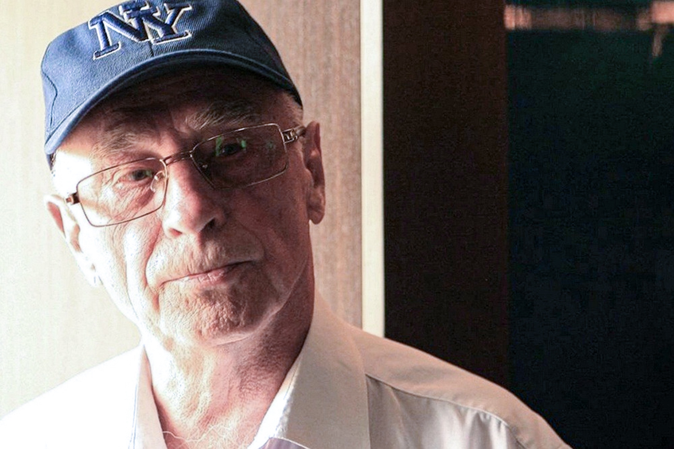 Журналист Геннадий Бочаров.