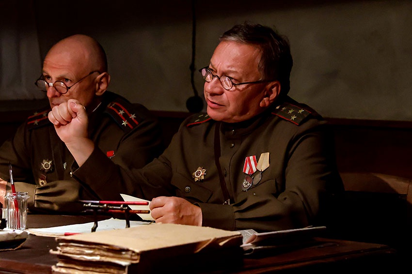 Вышли трейлер и постер героической комедии "Есть только МиГ"