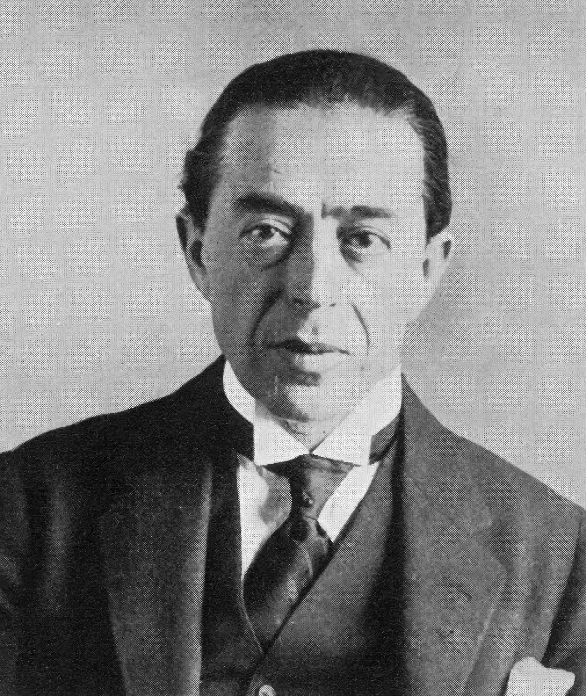 Сидней Джордж Рейли - британский шпион, считавший большевиков "архиврагами человеческой расы"