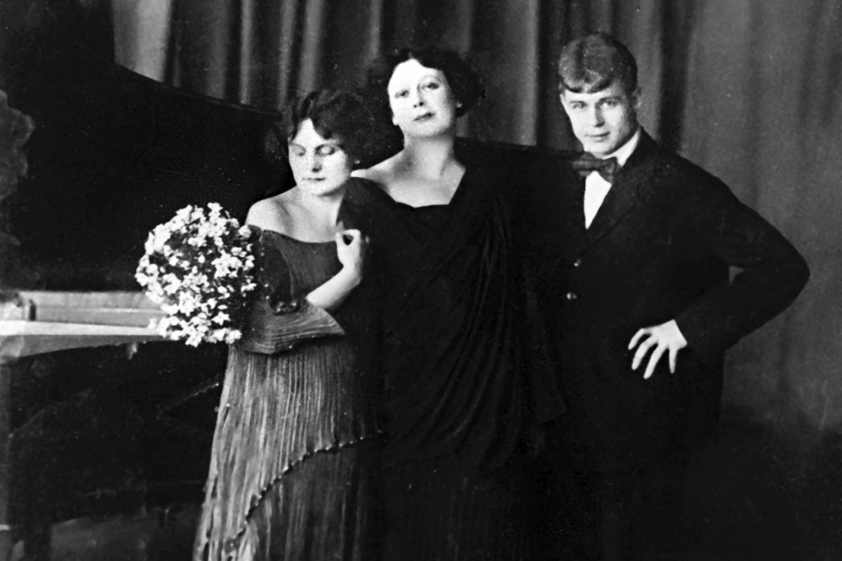 С Ирмой и Айседорой Дункан. 1920 год.
