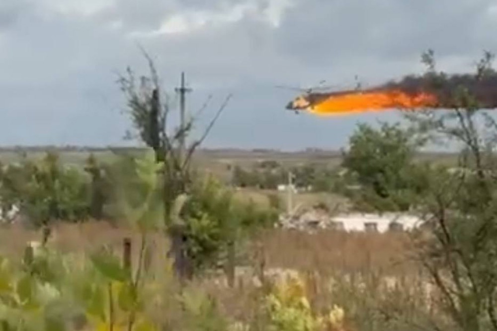 Появилось видео, как летчик посадил горящий Ми-8МТВ-5 и спас экипаж