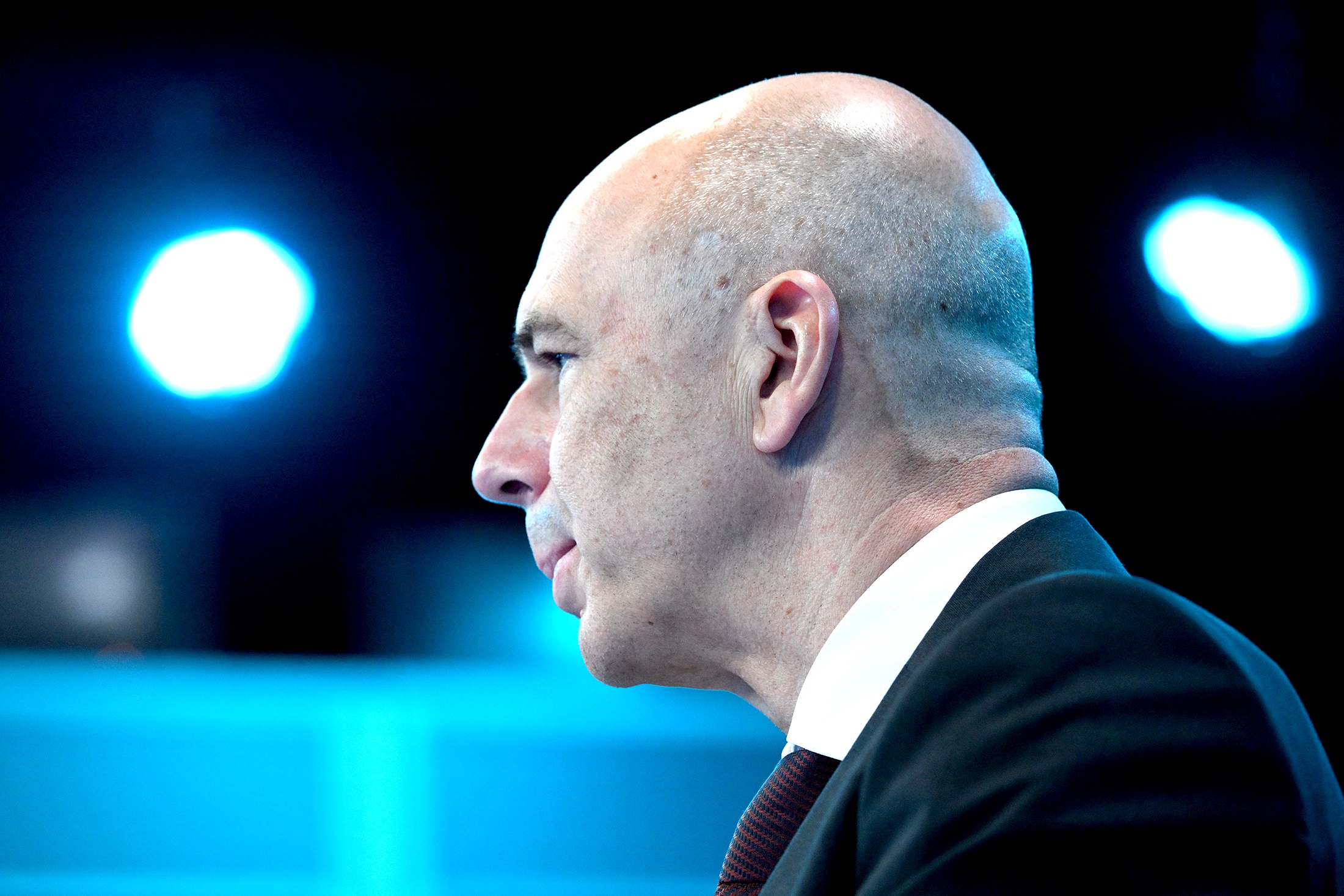 Расходы на оборону, повышение НДС и драйверы роста экономики. Главное из интервью Антона Силуанова Расходы на оборону, повышение НДС и драйверы роста экономики. Главное из интервью Антона Силуанова