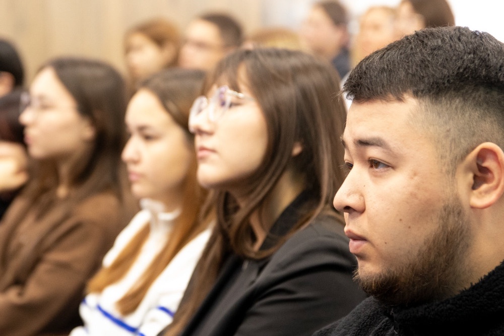 Для студентов БГПУ имени Акмуллы постоянно проводят встречи с главами районов, которые призывают вернуться на малую Родину преподавать Для студентов БГПУ имени Акмуллы постоянно проводят встречи с главами районов, которые призывают вернуться на малую Родину преподавать