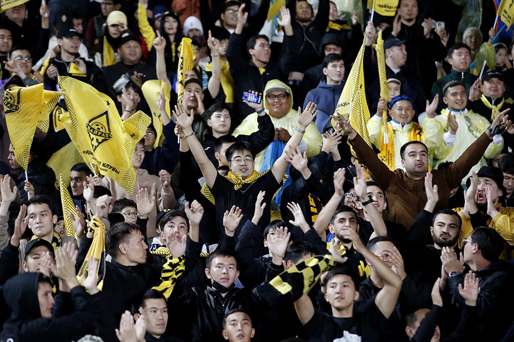 Болельщики "Кайрата" вряд ли вспоминали о потраченных деньгах на билеты или о долгих очередях, оказавшись на стадионе.