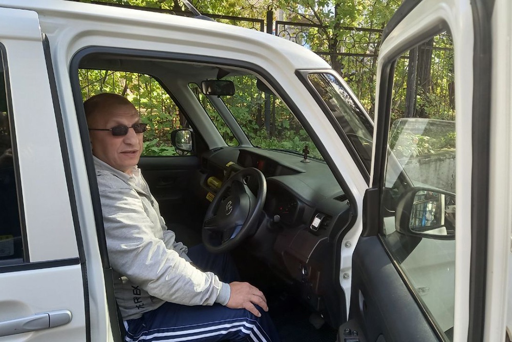 Профессию таксиста новоиспеченный предприниматель считает важной Профессию таксиста новоиспеченный предприниматель считает важной