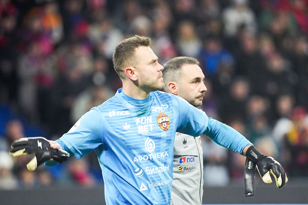 Игорь Акинфеев