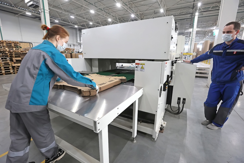 На смену полимерной вновь пришла экологичная картонная упаковка.