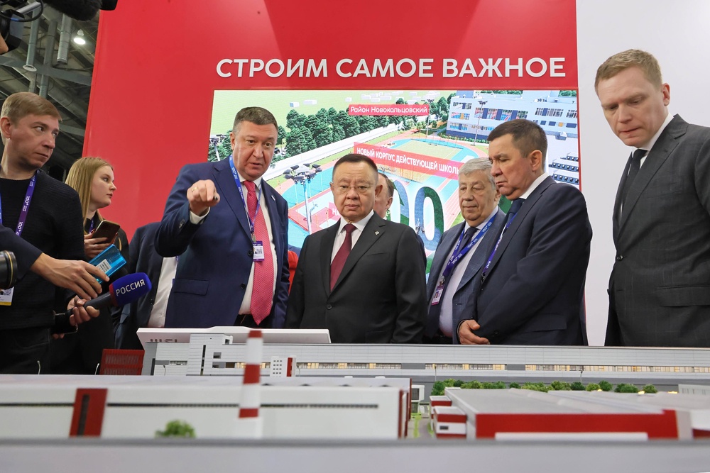 Застройщики, банкиры и власти определили пути трансформации отрасли в 2026-2027 гг