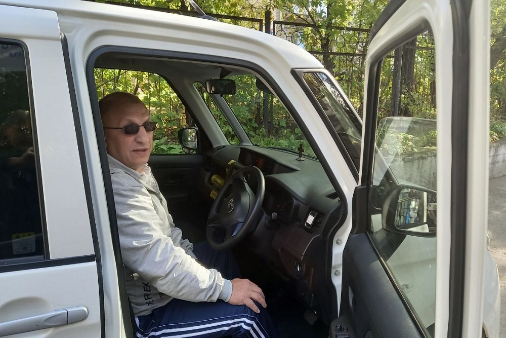 Профессию таксиста новоиспеченный предприниматель считает важной для общества.