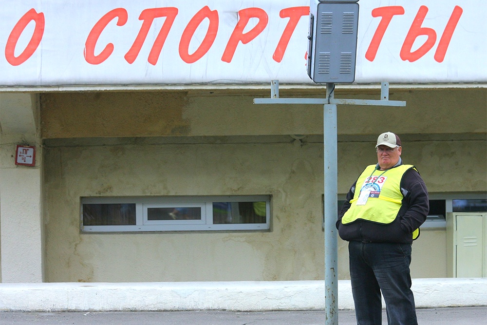 Две главные причины лишних килограммов - избыток питания и недостаток движения.
