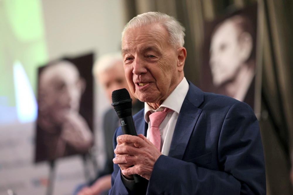 Юрий Николаевич Бармаков в редакции "Российской газеты", 11 декабря 2024 года. Юрий Николаевич Бармаков в редакции "Российской газеты", 11 декабря 2024 года.