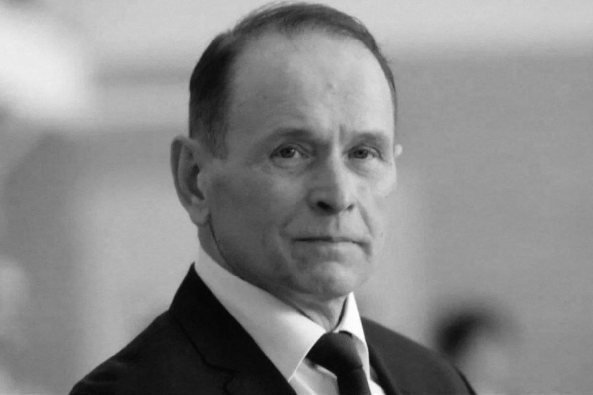С 2002 года Александр Дитятин заведовал кафедрой гимнастики Герценовского университета.