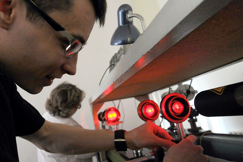 Создание цифрового двойника дрона основано на сложных математических моделях.