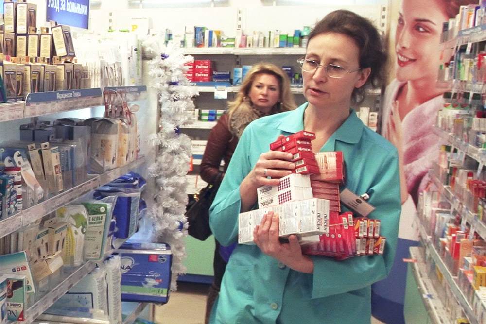 Купить пустышку проще онлайн, в аптеках контроль жестче.