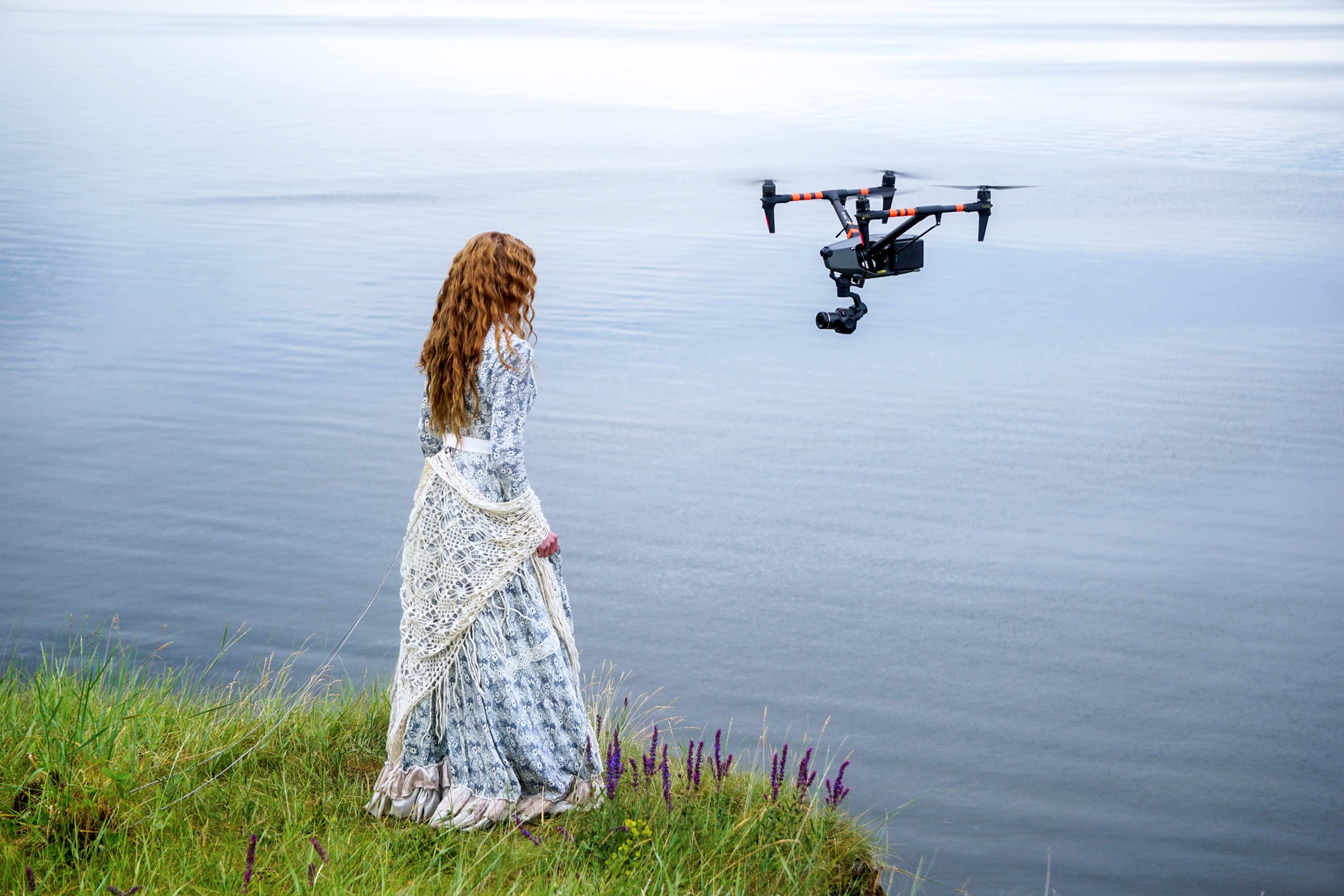 Отчего люди не летают так, как дроны? И такой вопрос может теперь задать Катерина из "Грозы" Островского.