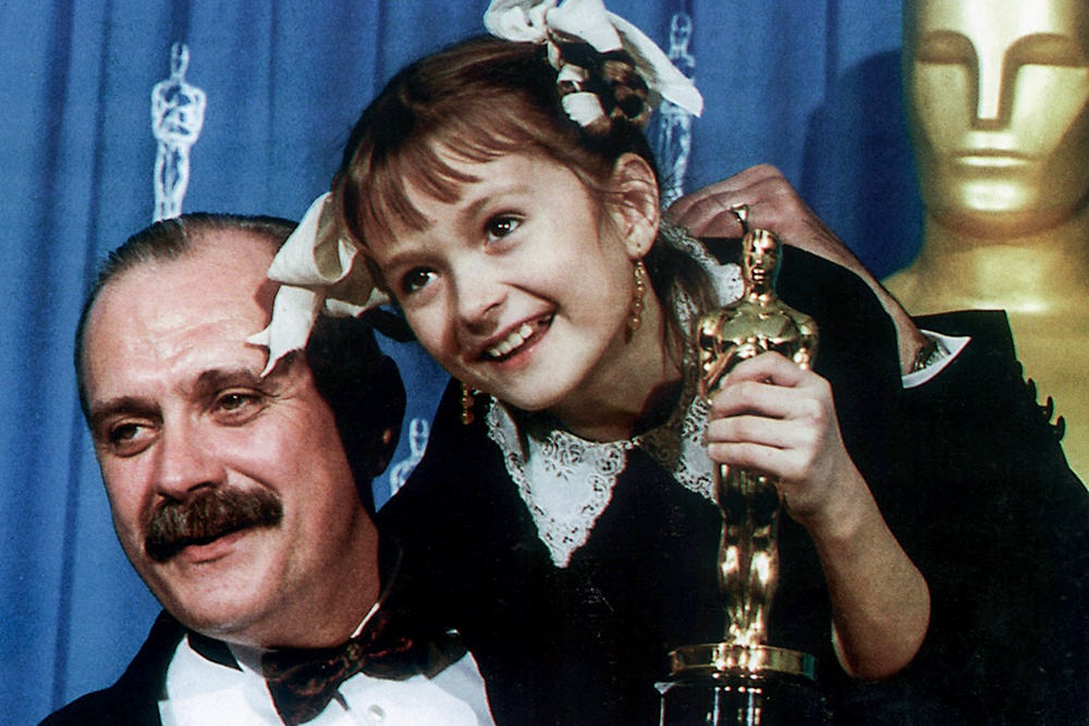 Режиссер и актер Никита Михалков - обладатель приза американской киноакадемии "Оскар" в номинации "Лучший иностранный фильм" за фильм "Утомленные солнцем".