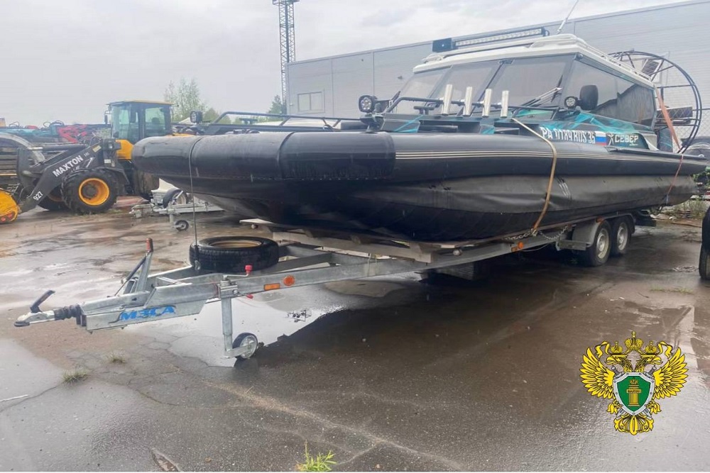 Чиновник необоснованно согласовал приобретение подрядной организацией аэролодки "Север 750К" стоимостью 10 миллионов рублей Чиновник необоснованно согласовал приобретение подрядной организацией аэролодки "Север 750К" стоимостью 10 миллионов рублей