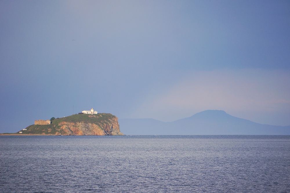 Эти пейзажи океана потом долго снятся в Москве.