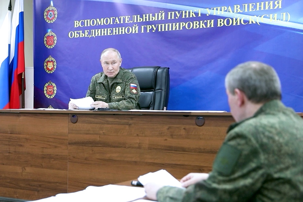 Владимир Путин поручил готовить инфраструктуру для размещения "Буревестника".