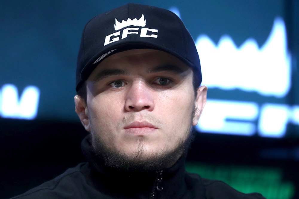 Умар Нурмагомедов.