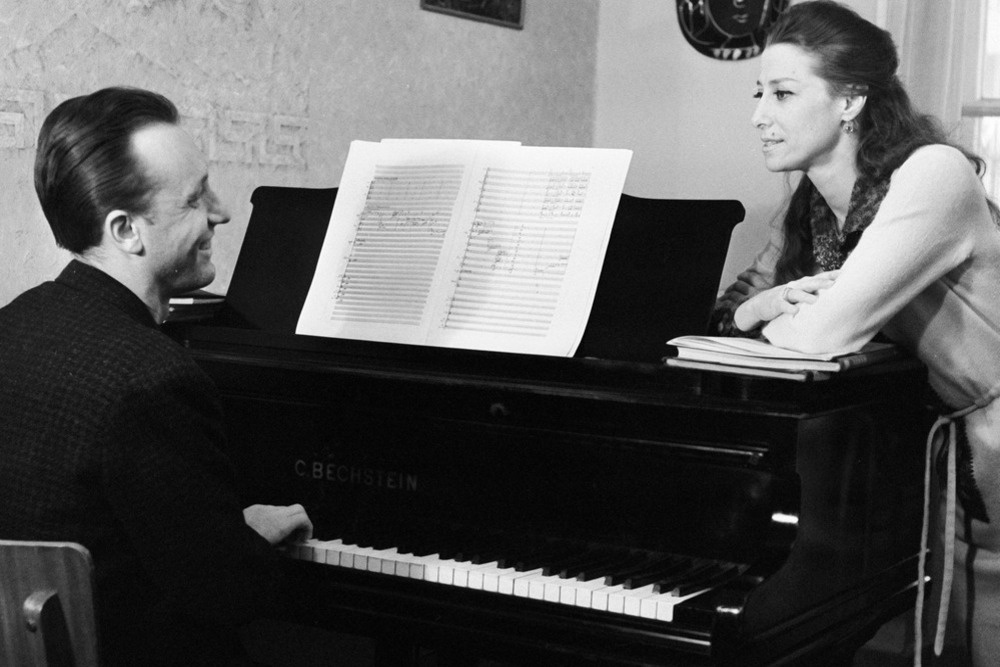 С первой до последней ноты музыка Щедрина была проникнута любовью к Майе.