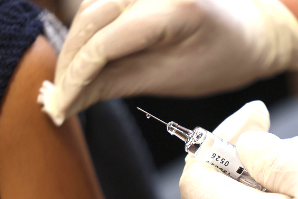 Новая вакцина должна войти в российский Национальный календарь прививок.