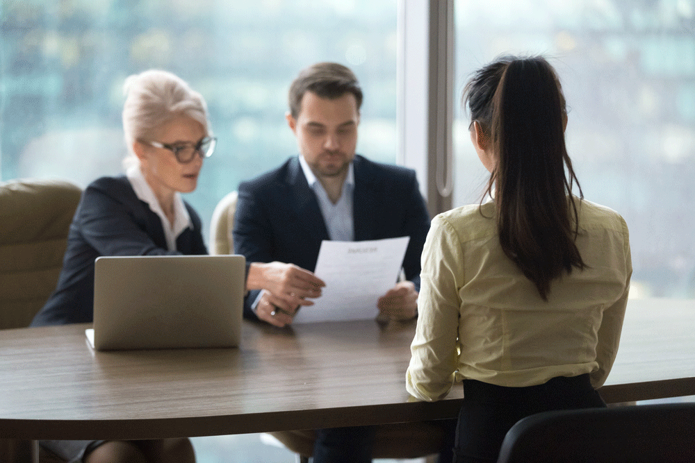 Без спешки и с помощью ИИ: ТОП-5 советов от карьерного консультанта при поиске работы осенью