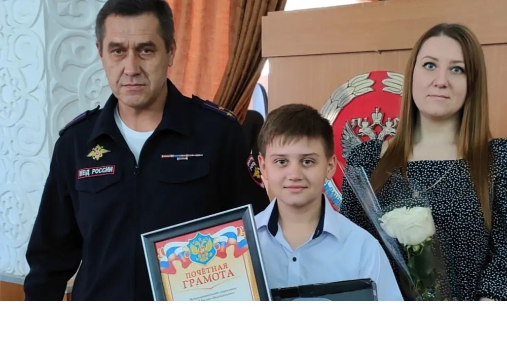 10-летний Дима Русаков из города Волгодонск Ростовской области, который спас девушку от хулигана, мечтает в будущем стать следователем.