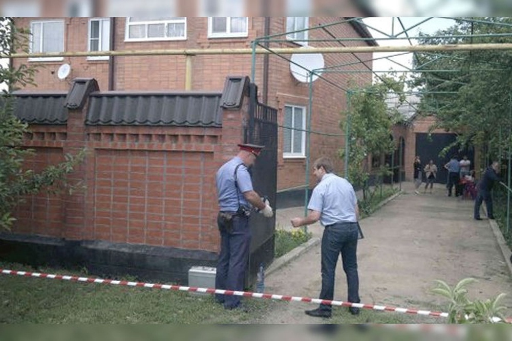 Именно в этом доме на улице Зеленой станицы Кущевской были убиты 12 человек