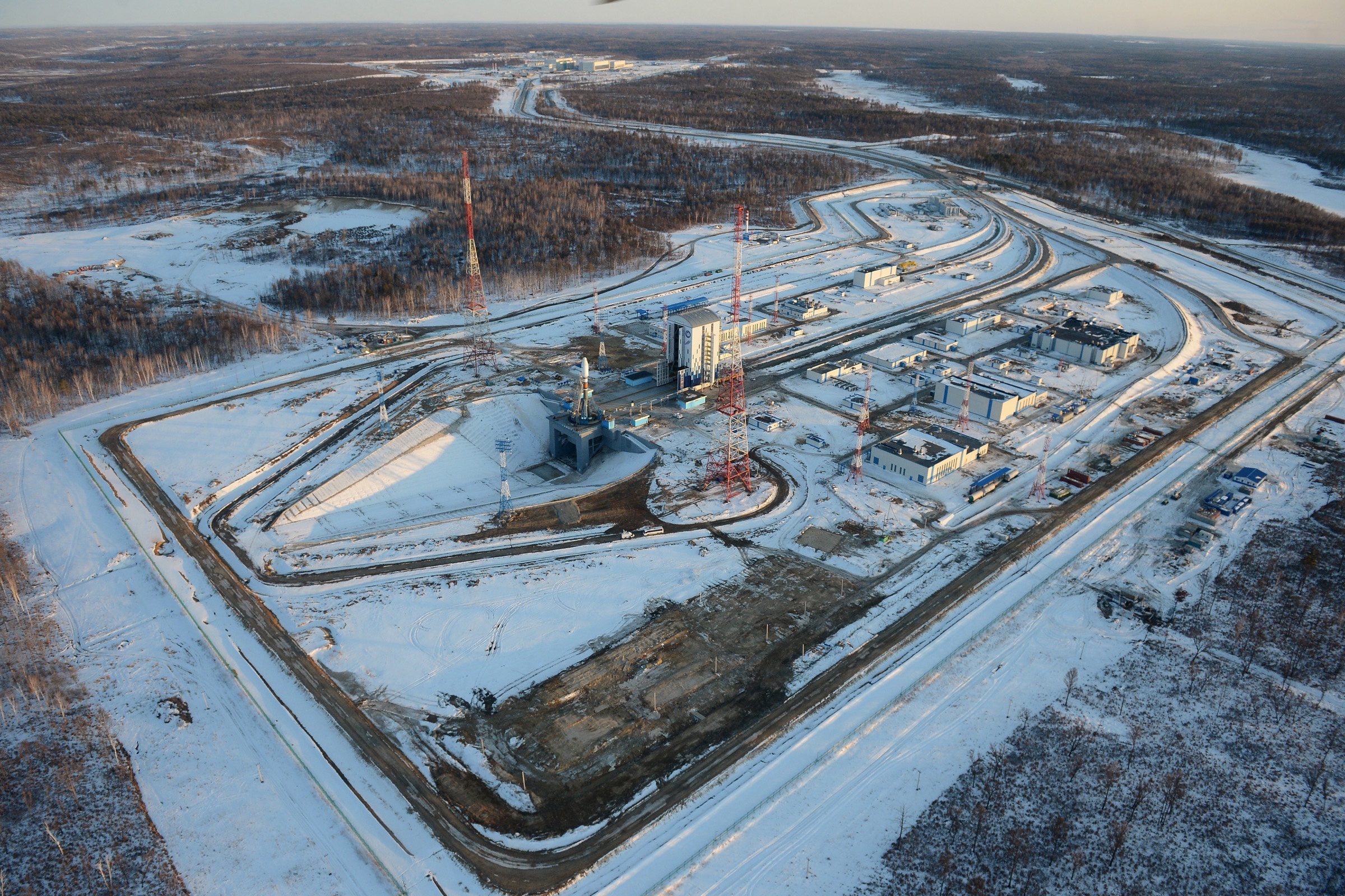 Ракета-носитель "Союз-2.1а" РКЦ "Прогресс" на стартовом комплексе космодрома "Восточный" в Амурской области. 2016 год. 