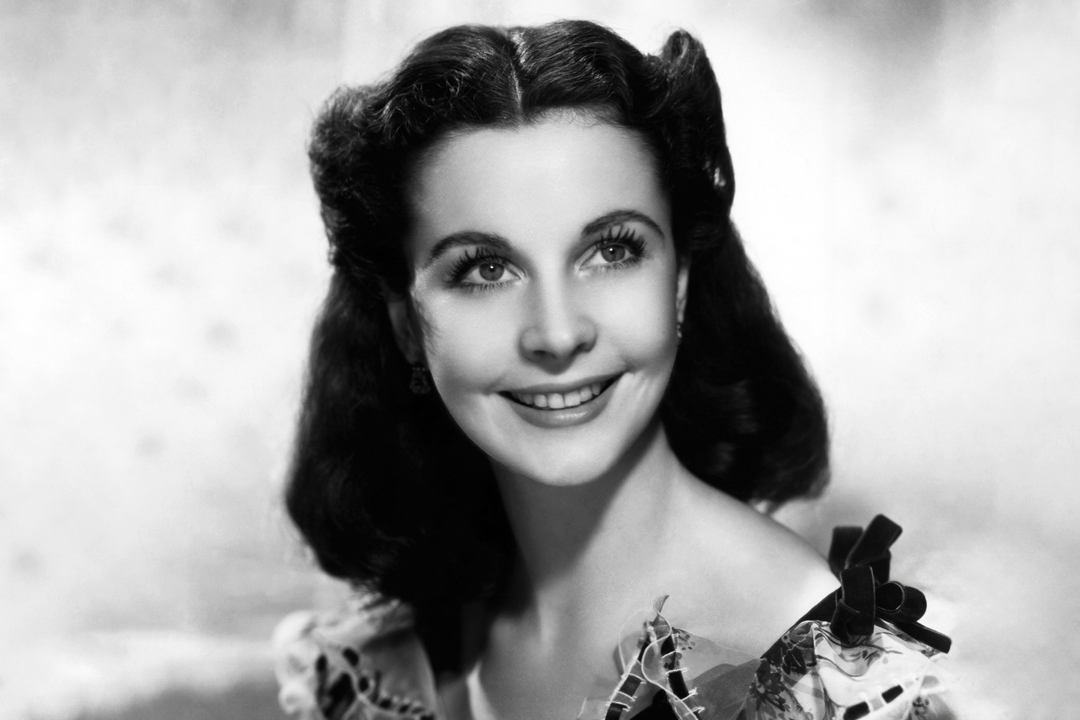 Вивьен Ли в фильме "Унесенные ветром" (1939) в роли Скарлетт О'Хары.