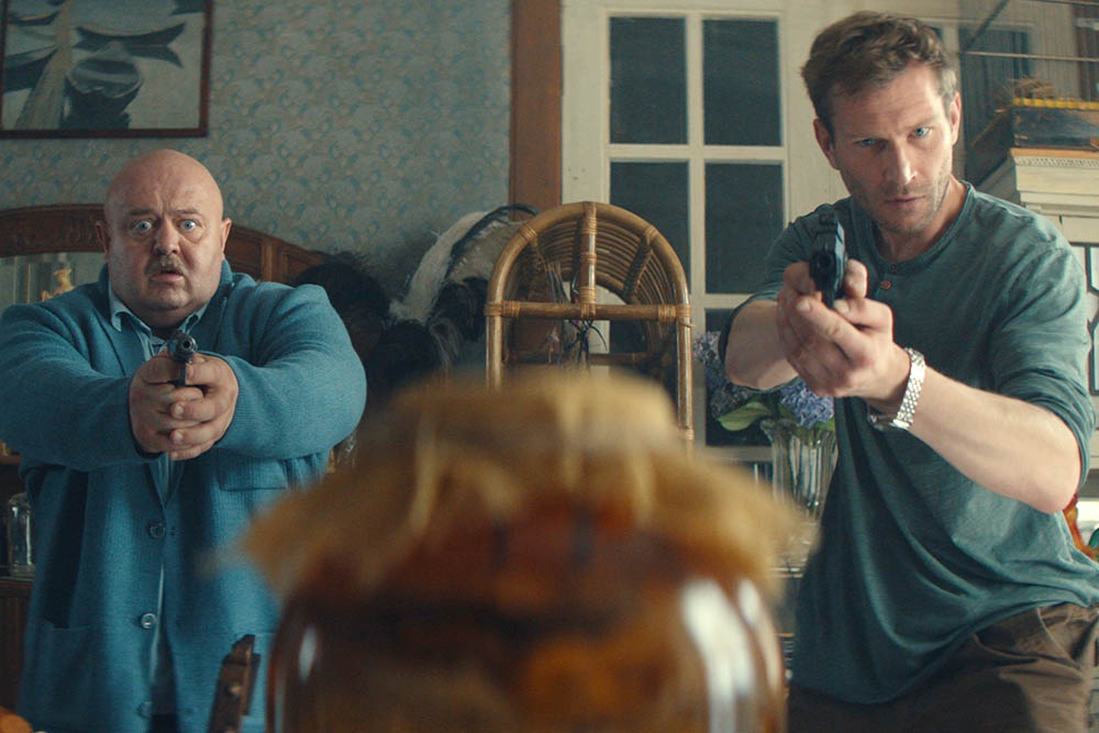 В продолжении "Волшебного участка" действие переносится в Петербург. Нечисти в городе на Неве обитает не меньше, чем на берегах Москвы-реки. 