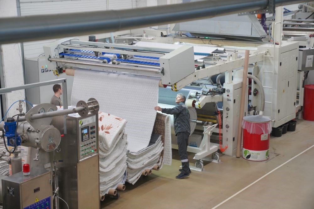 Локализация компонентов для создания мембранной одежды - серьезный шаг к технологическому суверенитету.