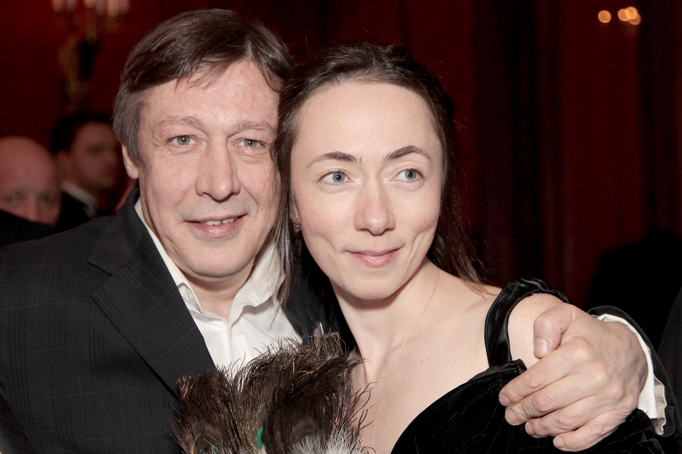 SHOT: Михаил Ефремов подарил жене квартиру в Москве