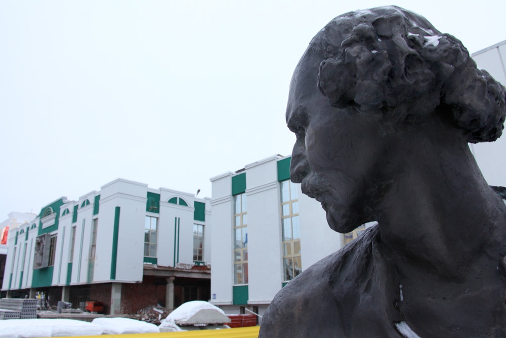 Крупнейшее в мире собрание работ Степана Эрьзи хранится в Республиканском музее изобразительных искусств, который носит его имя.