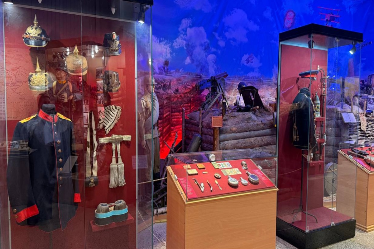 На выставке "Ушедшая эпоха" можно увидеть артефакты, которые связаны не только с нашими воинами, но и с теми, против кого они сражались.