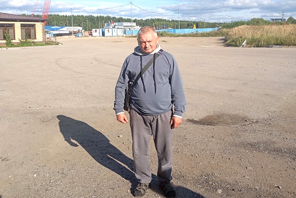 Как только "умерший" Игорь Байков получит паспорт, он вновь отправится на фронт.