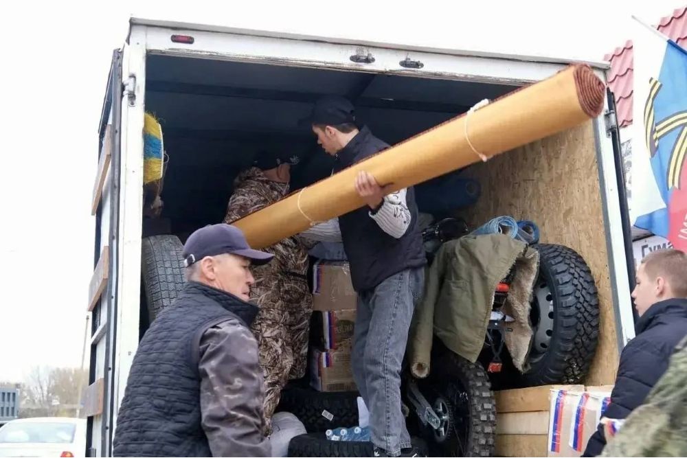 В этом году из Астраханской области в зону спецоперации было доставлено более двух тысяч тонн гуманитарных грузов