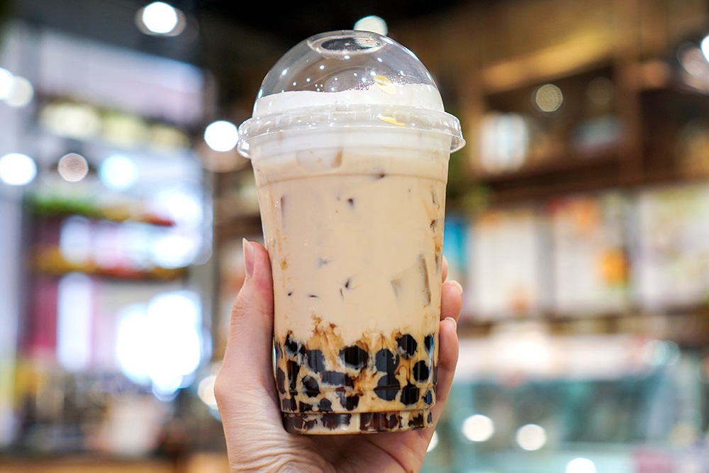 За такой стакан бабл-ти в Москве просят обычно 400-600 рублей. 