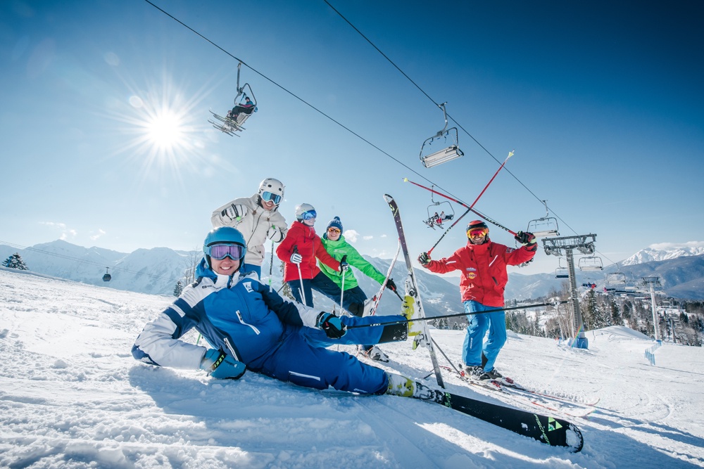 Гостей сочинских горных курортов ждут увлекательный отдых и восхитительные пейзажи заснеженных кавказских вершин