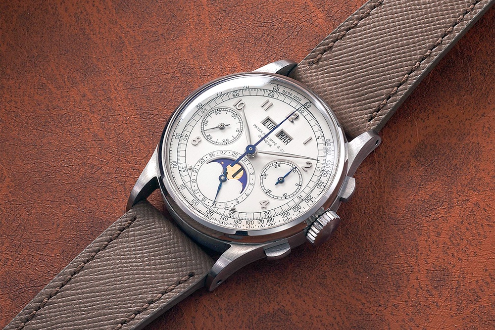 Часы Patek Philippe из  стали - гораздо дороже таких же из золота.