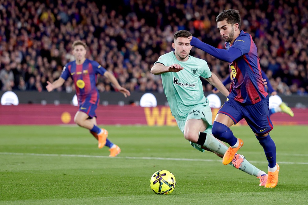 Ферран Торрес забил два мяча "Атлетику" в первой игре "Барсы"  на обновленном "Камп Ноу". 