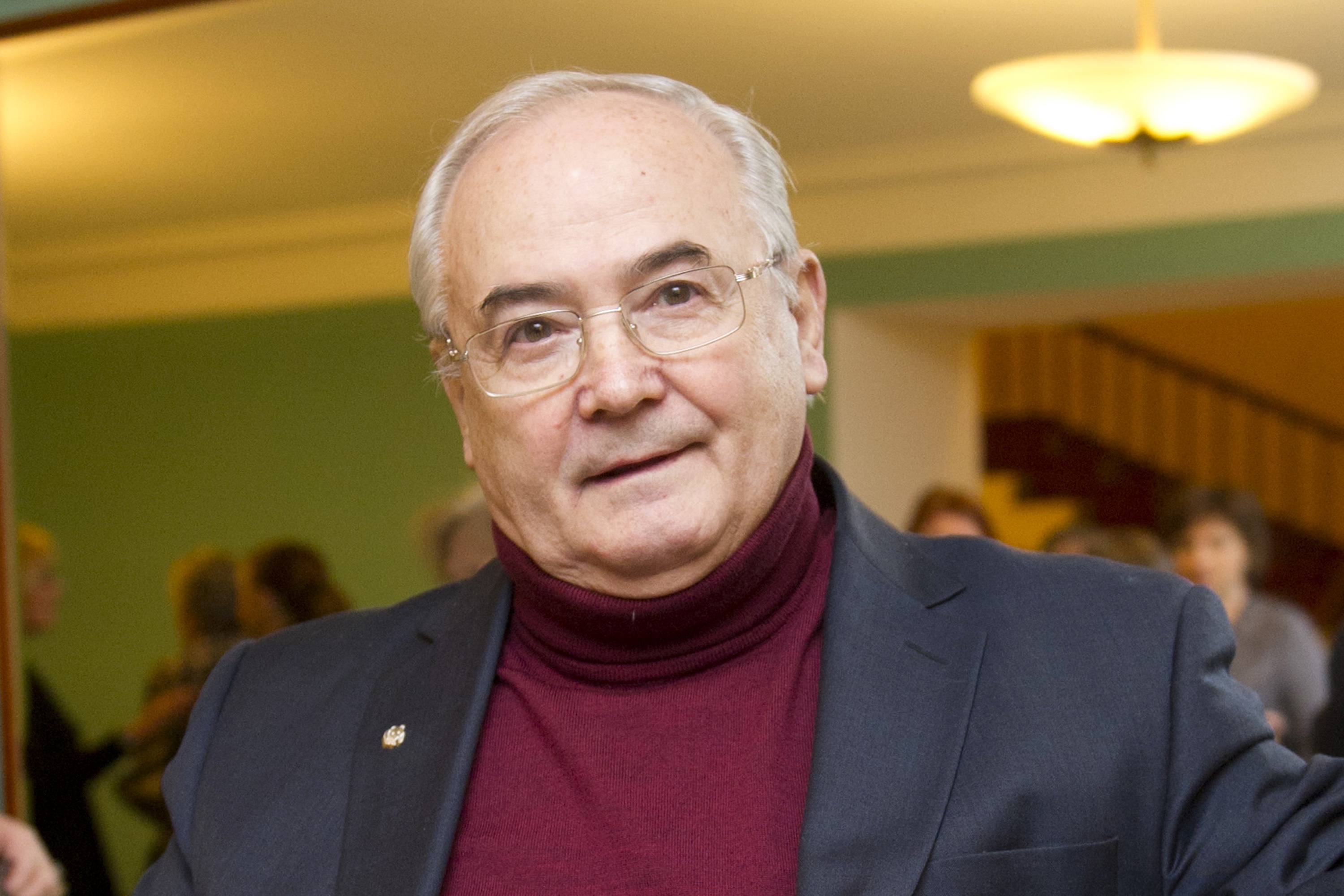 Актер Всеволод Шиловский перед началом юбилейного вечера, посвященного 75-летию Центрального Дома актера, который прошел в Театре им. Е. Вахтангова.