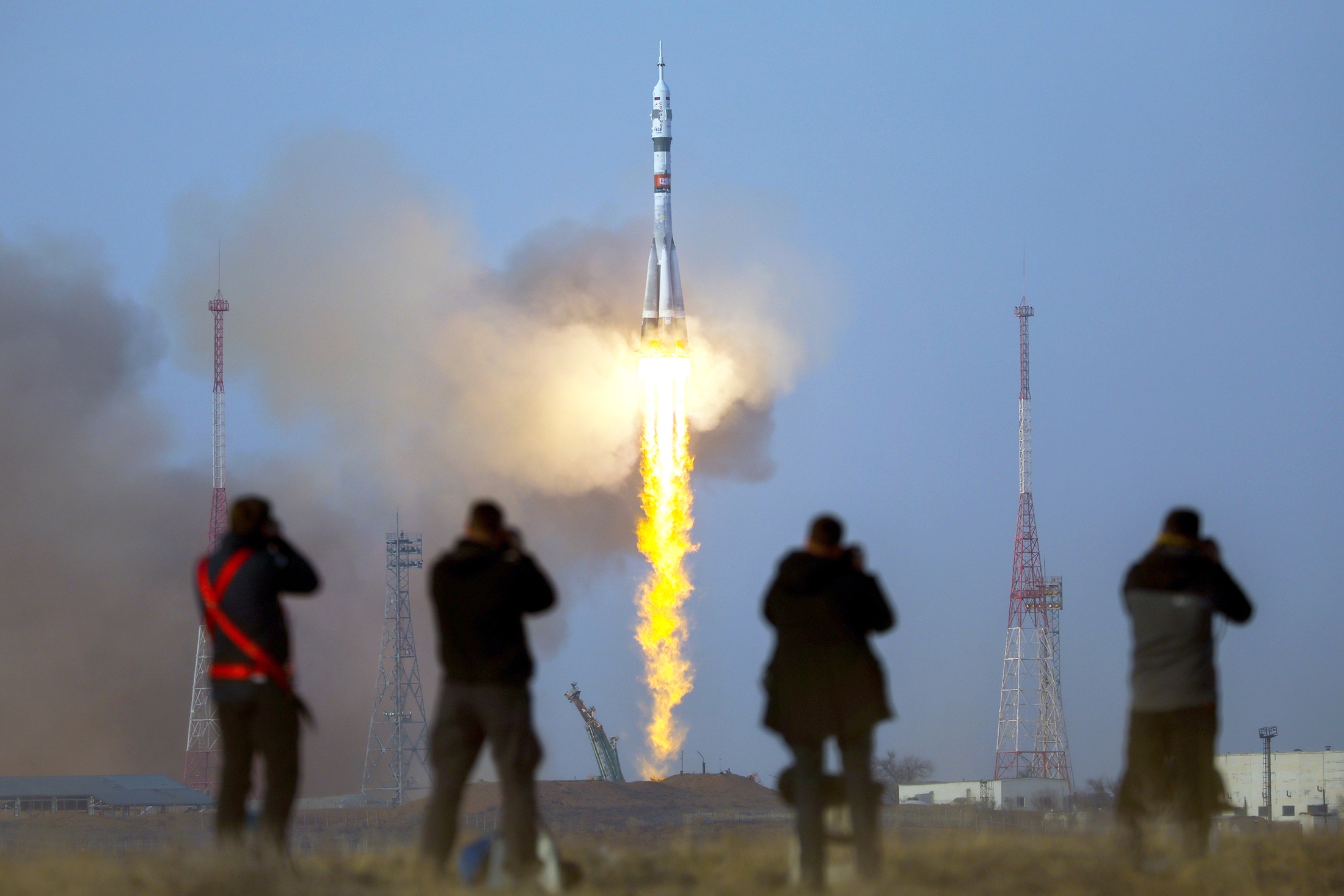 27 ноября. Старт с Байконура в 12.28 мск, а уже в 15.34 - стыковка корабля "Союз МС-28" с МКС.