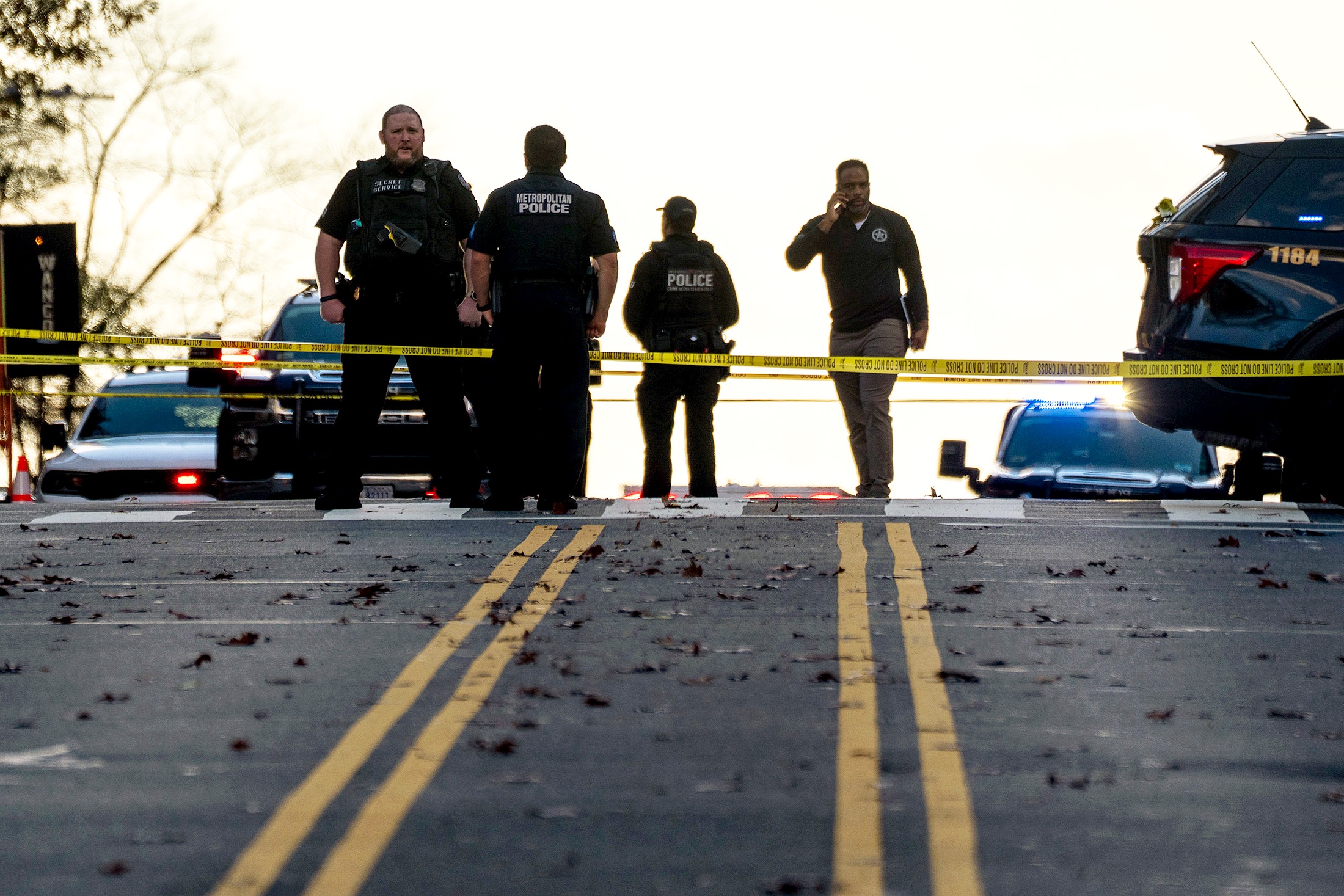 После атаки афганца на нацгвардейцев центр Вашингтона перекрыли. Город пока не стал безопасным.