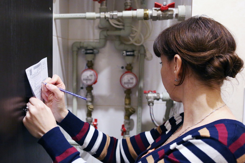 Увеличение коэффициента заставит установить приборы учета и "слишком занятых" людей, и в "резиновые квартиры".